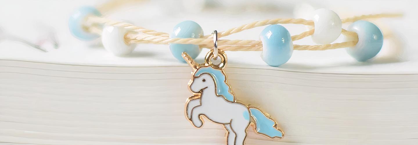 bracelet-licorne-et-perles-pour-petite-fille-4-image-2.jpg
