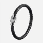 Bracelet tréssé noir avec un fermoir argenté