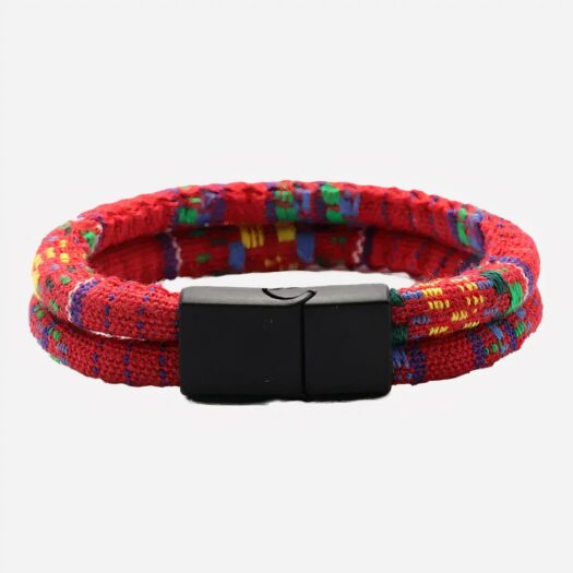 Bracelet en tissage rond, rouge, orange, vert, jaune avec un fermoir noir