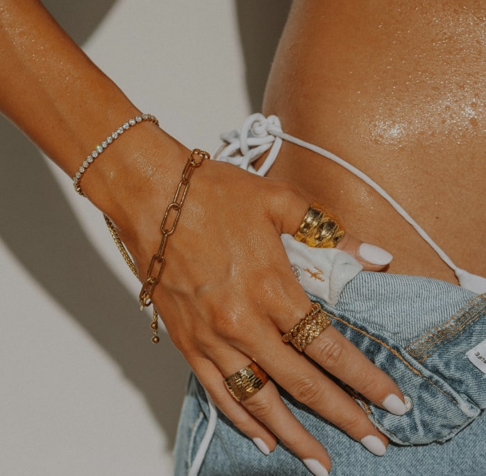 Accueil home hero right min