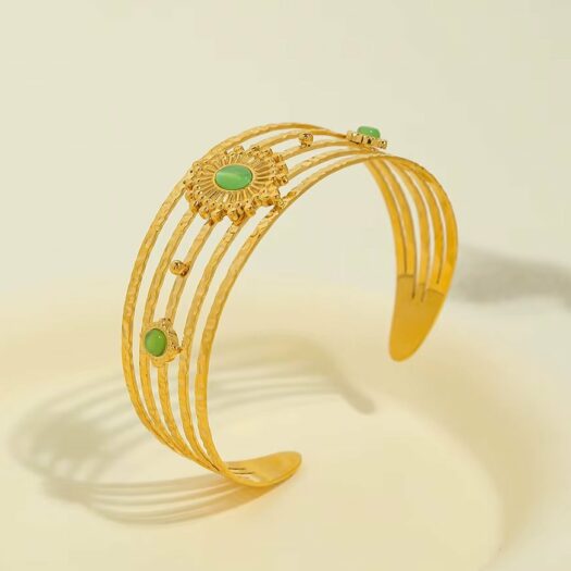 Bracelet jonc plaqué or pierre verte